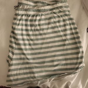 Old Navy Sunday Sleep pajama shorts, 3 inch inseam